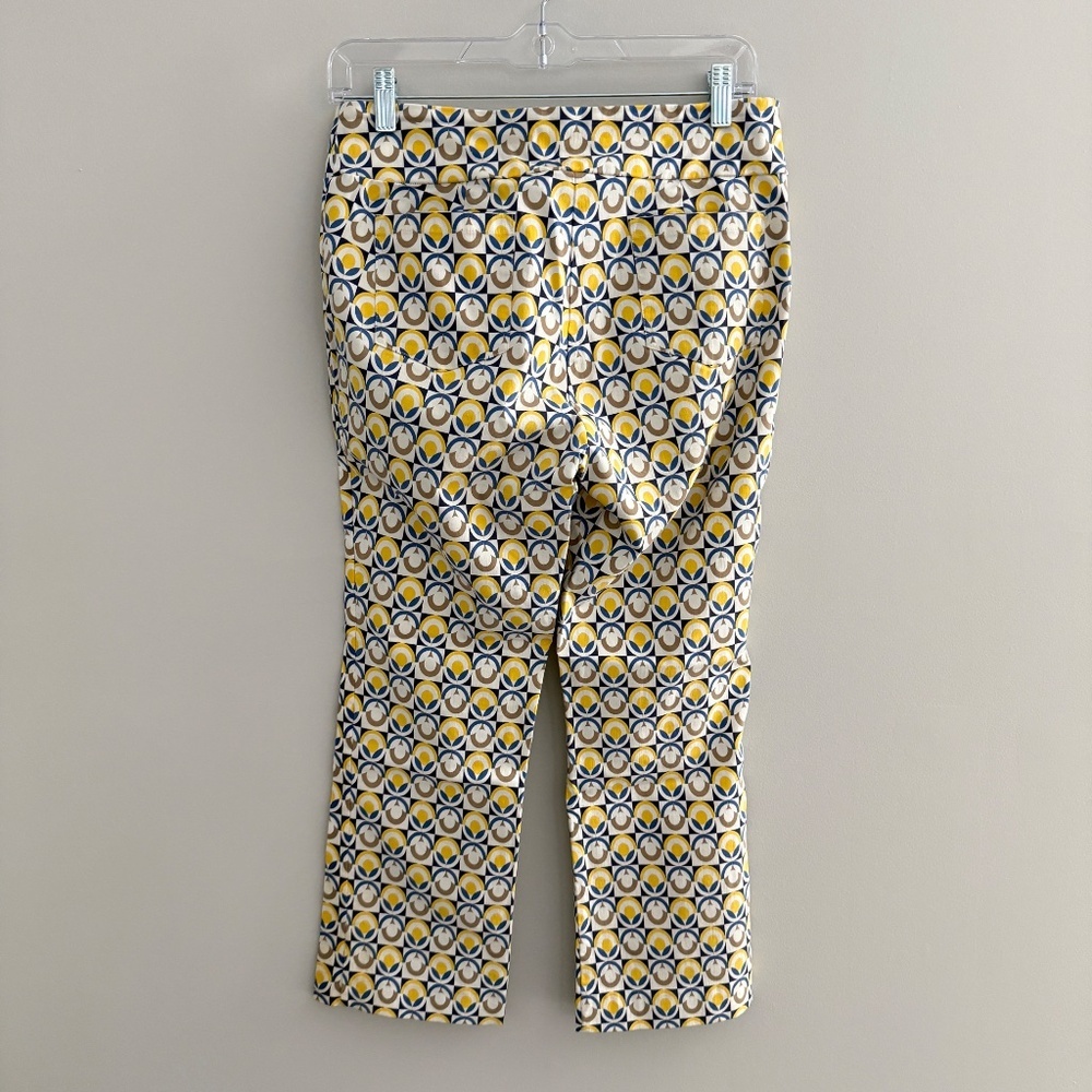 J MCLAUGHLIN IVY CAPRI PANTS PULL ON BACK POCKETS VIBRANT GEOMETRIC PULL ON 8 - Picture 6 of 11